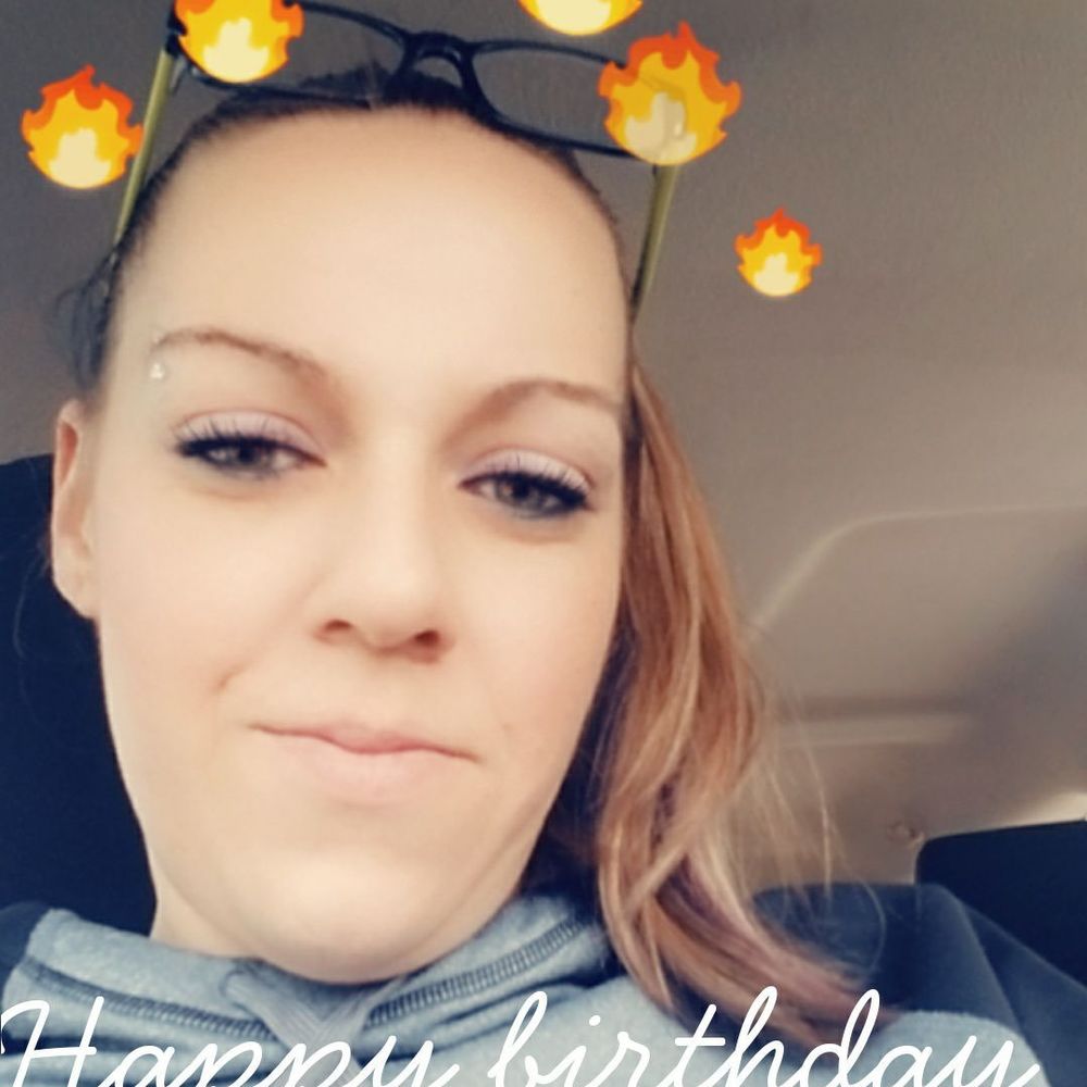 Meet your Posher, Felicia